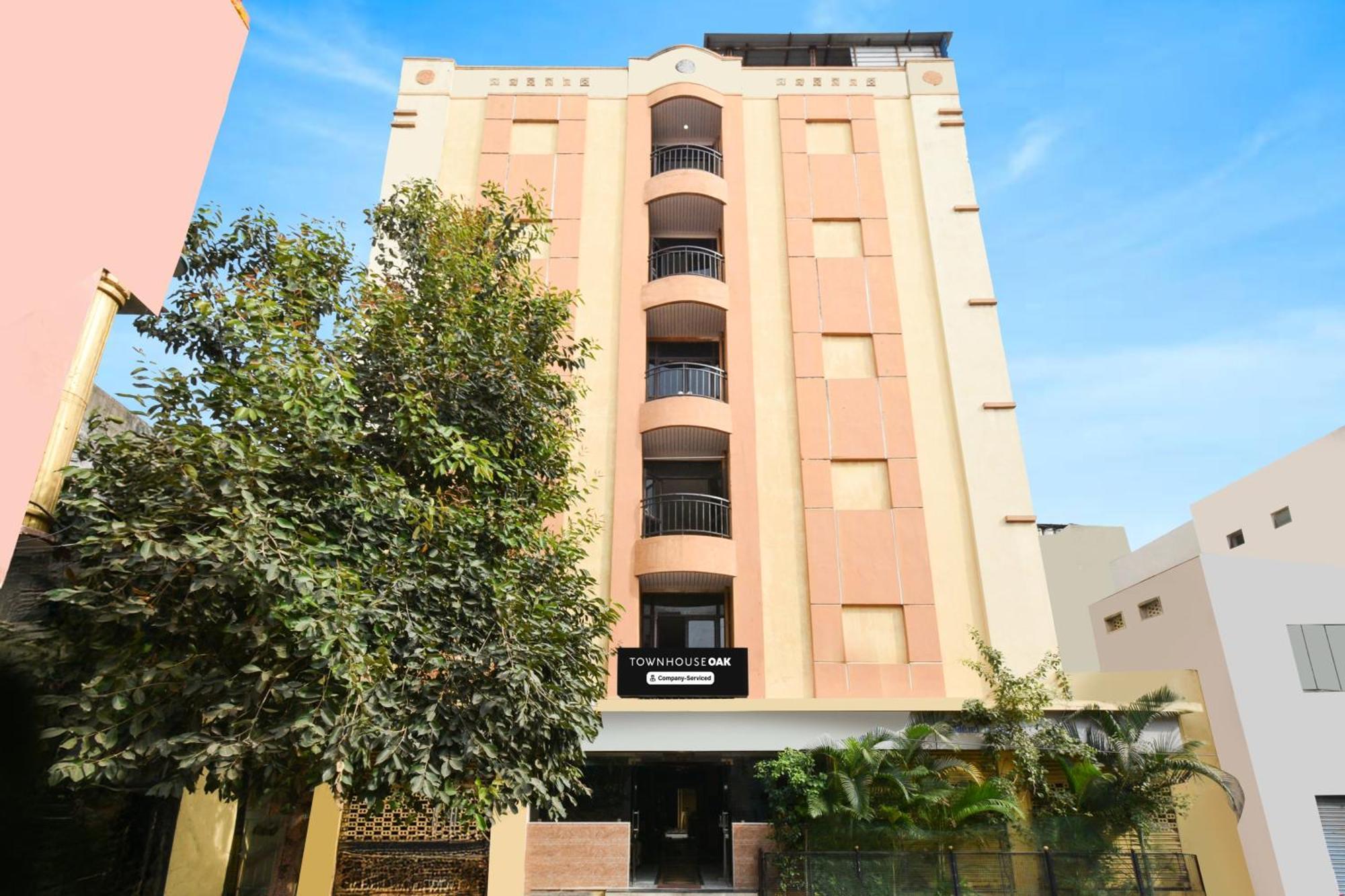 Super Townhouse Oak Secunderabad Near Railway Station Formerly Hotel Brahma Lālāguda Kültér fotó